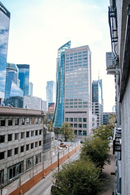 Przytulne Mieszkanie W Centrum 华沙 外观 照片
